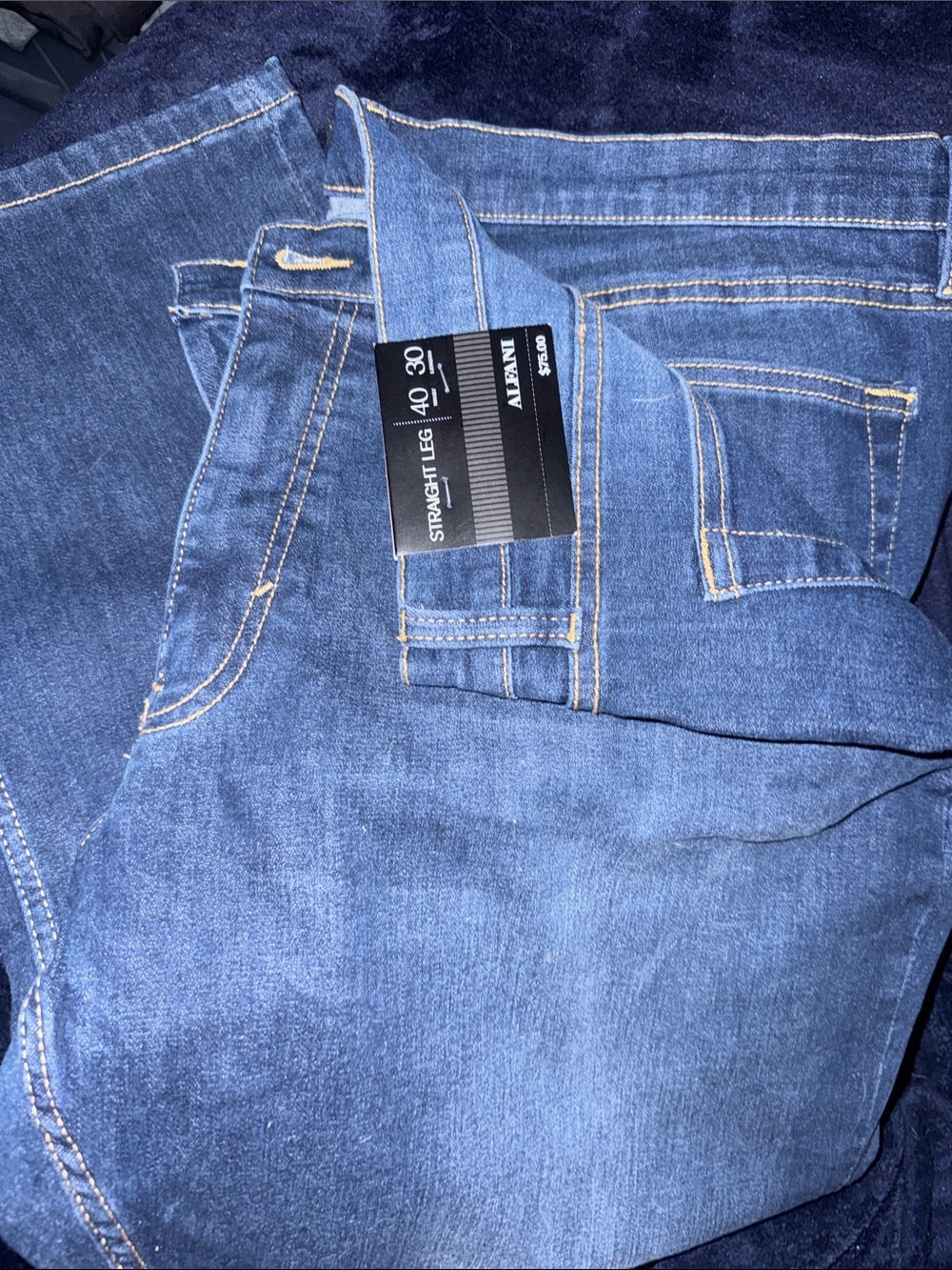 NWT Alfani Straight Leg Jeans in Medium Blue with Contrast Stitching 40*30